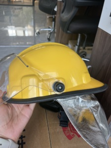 EN443 <span class=keywords><strong>Tipo</strong></span> <span class=keywords><strong>B</strong></span> Bombero <span class=keywords><strong>Casco</strong></span> <span class=keywords><strong>de</strong></span> bomberos Protección contra incendios Bombero <span class=keywords><strong>Seguridad</strong></span> <span class=keywords><strong>Casco</strong></span> antiimpacto - Product Image 5