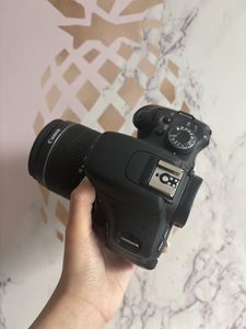 Cámara Digital de Segunda Mano Canon 600d Kit 18MP HD Video <span class=keywords><strong>para</strong></span> <span class=keywords><strong>Principiantes</strong></span> al Mejor Precio - Product Image 5