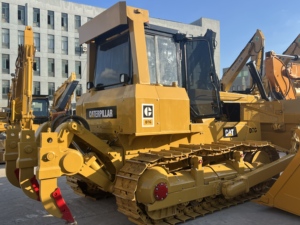 รถดันดินตีนตะขาบ CAT D7G มือสองแท้, เครื่องยนต์ CAT 3306C ของแท้, รถดันดินขนาด 20 ตัน, พร้อมริปเปอร์หลัง, สภาพดี - Product Image 2