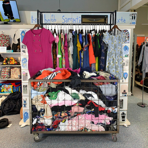 All'ingrosso abiti di <span class=keywords><strong>cotone</strong></span> da <span class=keywords><strong>donna</strong></span> di seconda mano stile misto abiti usati confezionati <span class=keywords><strong>in</strong></span> fasci - Product Image 2