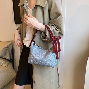 Sac à bandoulière quotidien pour jeunes femmes, très vendu, sac à main tendance et populaire pour femmes - Product Image 1
