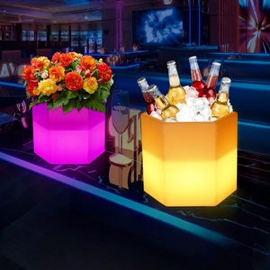 Ember Es Batu Komersial Berwarna-warni dengan Lampu LED untuk Bar Klub Malam, Ember Es Batu Heksagonal, Ember Anggur Tahan Air yang Dapat Diisi Ulang - Product Image 3