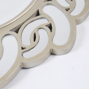 60*60*1,7 cm estilo moderno decorativo forma de <span class=keywords><strong>sol</strong></span> espejos de pared <span class=keywords><strong>espejo</strong></span> de pared redondo de <span class=keywords><strong>plata</strong></span> grande para decoración del hogar - Product Image 4