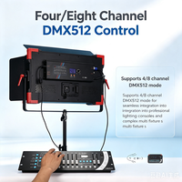 Projecteur vidéo LED RGB haute puissance 200W 2700K-9900K CCT Ra97 16 effets spéciaux DMX512 Contrôle par application Alliage d'aluminium 10000 Lux pour