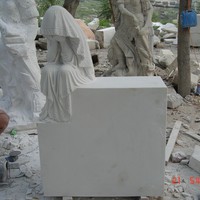 Stèles et monuments funéraires modernes en marbre blanc et noir, statues en granit personnalisées