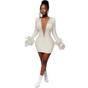 Robe moulante sexy en maille transparente à col en V profond, ornée de perles et de plumes, pour femmes, tendance - Product Image 1