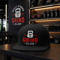 Gorra Snapback de Lote Pequeño con Visera Plana y Costura Kettlebell, Estilo Urbano para Vendedores de Moda Deportiva con Etiqueta Personalizada