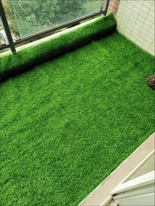 Gazon artificiel 50 mm, pelouse synthétique haute densité, tapis décoratif vert réaliste pour extérieur - Product Image 2