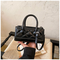 Sac à main rectangulaire matelassé rétro pour femme, petit sac à bandoulière tendance avec sangle détachable, doublure en polyester, sac bandoulière quotidien