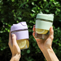 Bouteille d'eau portable en verre transparent de 350 ml avec paille/chaîne pour filles, style mignon, pour lait et boissons