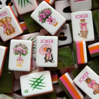Juego de Mahjong Personalizado con Fichas Acrílicas Grabadas, Diseño de Animales Salvajes 2026, con Tapete y Soportes, Regalo para Adultos, Gran Venta