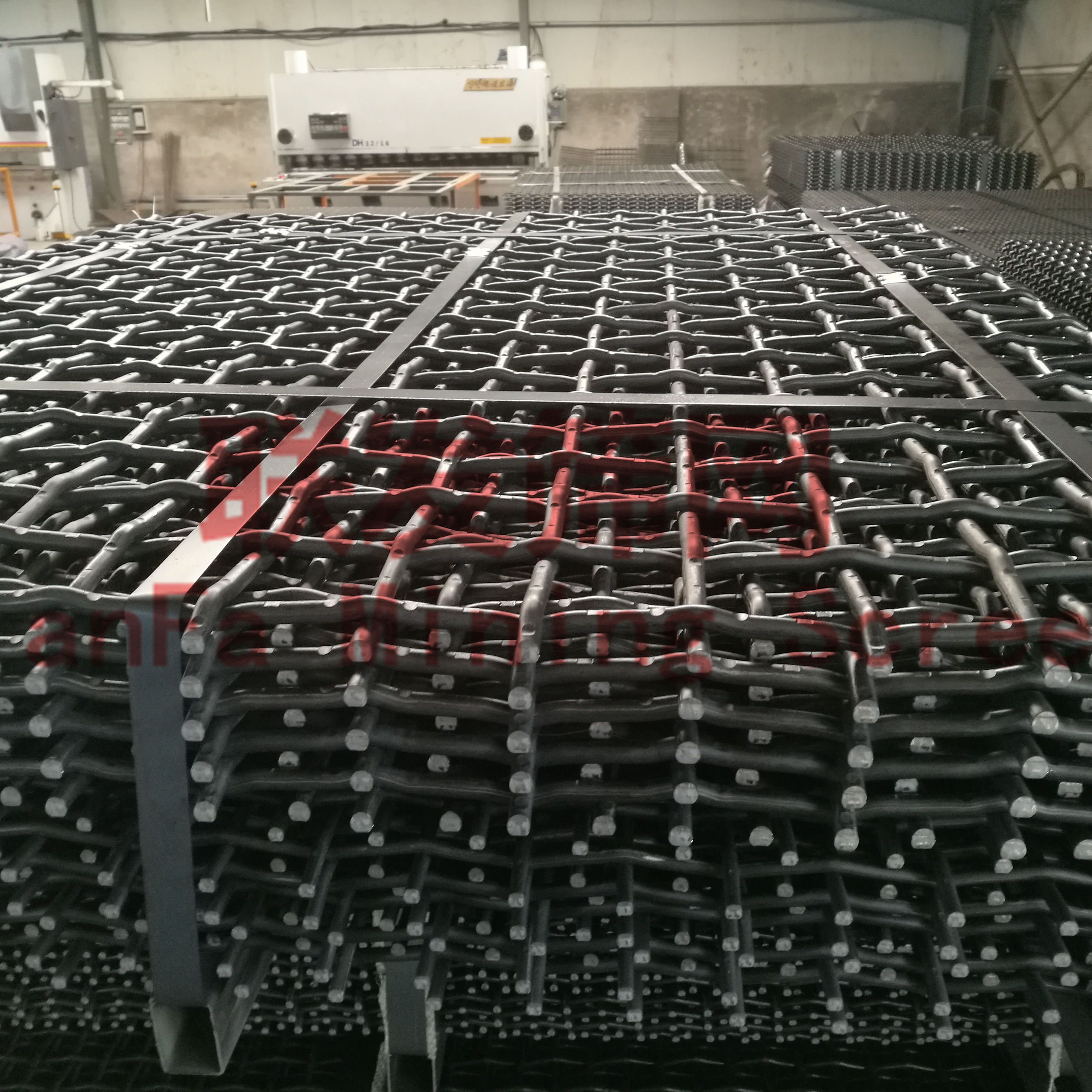 Износостойкая Вибрирующая сетка с крючком из проволоки с квадратным отверстием 65Mn 2 мм 3 мм 4 мм 5 мм