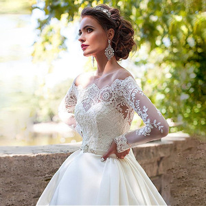 Off The Shoulder Wedding Dress Long Sleeves Ball Gown Empire Waist White Organza Lace Vintage Plus Size Bridal Gown - Product Image 2
