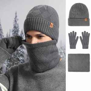 Conjunto de Invierno Unisex de Tres Piezas: Gorro de Punto con Bordado 3D, Bufanda con Forro Polar y Guantes Gruesos de Doble Capa para Negocios - Product Image 1