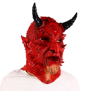 Máscara de látex de <span class=keywords><strong>demonio</strong></span> dragón rojo de cabeza completa con textura escamosa, <span class=keywords><strong>cuernos</strong></span> negros, orejas puntiagudas, diseño de cuello en degradado, suave y cómoda para fiestas. - Product Image 4