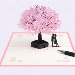 UCHOMEピンクのロマンチックな桜のカスタムカービングクラフトカード3Dレーザーカット紙グリーティングウェディングカード