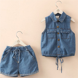Conjuntos de Ropa para Niñas con Diseño de Bordado de Dibujos Animados Coreanos OEM, Chalecos y Pantalones Cortos de Mezclilla - Product Image 4