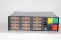Boîte de distribution d'alimentation métallique 12CH 4KW 380V avec voltmètre/indicateur lumineux portable 3 versions