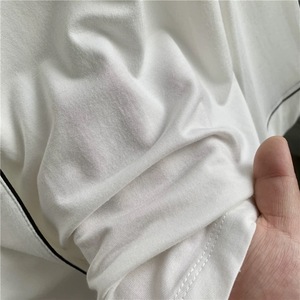 Pigiama da Donna Personalizzato con Elegante Confezione, Scollo a V, Motivo Floreale, Morbido Modal, Abbigliamento da Casa, Indumento Notturno Quotidiano per Signore - Product Image 4