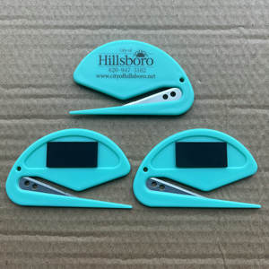 Hotsale <span class=keywords><strong>Promo</strong></span> Hadiah Alat Tulis Kotak Pemotong Plastik Kustom Pisau Amplop Pembuka Surat Mini - Product Image 4