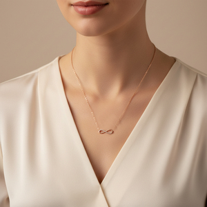 สร้อยคอแฟชั่นเรียบหรูคุณภาพสูง ขายส่ง สร้อยคอทองคำแท้ 18K โรสโกลด์ ประดับเพชรแท้ธรรมชาติ ดีไซน์ทันสมัย - Product Image 4