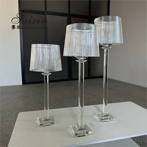 Portacandele Unico per Decorazione Tavolo Matrimonio, Paralume Trasparente, Portacandele in Cristallo - Product Image 3