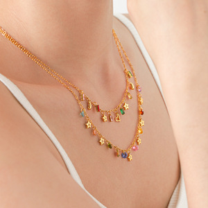 Collar con colgante de borlas en capas, pedrería multicolor, antideslustre, acero inoxidable chapado en oro de 18K, accesorios diarios para mujer - Product Image 2