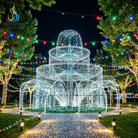 Festliche Laterne Riesige 3D LED-Brunnenskulptur |   Wasserdichte Außenbeleuchtung für Weihnachts- und Neujahrsdekoration