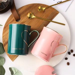 En Stock Nouveautés 2026 Magnifiques Bouquets Tasses à Eau en Céramique Coffret Cadeau pour Couple pour Maman Fête des Mères et Cadeau de Mariage - Product Image 2