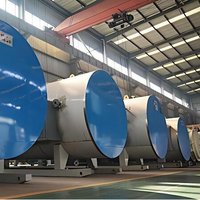 Chaudière à eau chaude électrique industrielle à circulation naturelle horizontale certifiée CE, fournie par le fabricant, efficacité de 98%