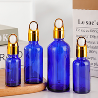 Bouteilles d'huile essentielle givrées brunes avec bouchon compte-gouttes en bois de bambou, emballage cosmétique, petits flacons en verre pour échantillons