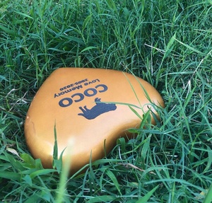 犬の黄金色の記憶のパーソナライズされたペットメモリアルレジンストーンハート庭のペットの飛び石の装飾犬の墓 - Product Image 4