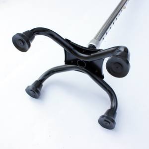 Bastón de cuatro patas telescópico ajustable de aleación de aluminio antideslizante para apoyo de movilidad para personas mayores - Product Image 1