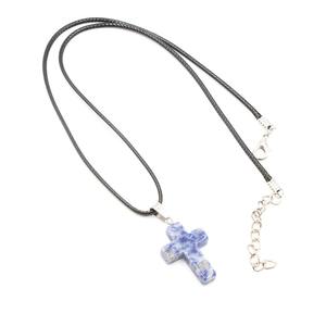 Collana classica <span class=keywords><strong>con</strong></span> ciondolo a <span class=keywords><strong>croce</strong></span> 25*18mm colori misti <span class=keywords><strong>con</strong></span> corda in pelle colorata in pietra naturale per feste e regali - Product Image 4