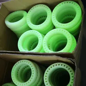 Neues Bild 8,5 Zoll Honeycomb Rubber Green Solid Tire Scooter Leuchtender Hohlrad reifen Solid Fluor scent Tire Für Xiaomi M365