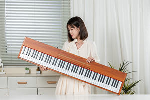 Clavier synthétiseur électronique Badu Teclados, taille complète, 88 touches, piano numérique en bois avec MIDI et touches sensibles au toucher, en vente - Product Image 5