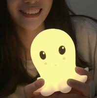 Lampe de chevet Octopus en silicone colorée, mignonne, à clignotement, pour la protection des yeux, idéale pour l'alimentation, décoration d'intérieur, ambiance chambre, rechargeable