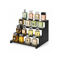 Présentoir à parfums en acrylique noir à 4 niveaux sur mesure, organisateur de bouteilles de parfum escalonné pour comptoir de magasin de détail
