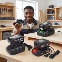 Chargeur rapide universel compatible Makita. Convient aux batteries de 2,0 Ah et 4,0 Ah.