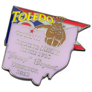 Pins de revers en métal émaillé personnalisés avec dôme en époxy - Product Image 1