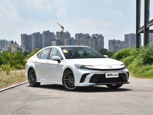 Nuevo Toyota <span class=keywords><strong>Camry</strong></span> 2.0L Elite 2026, <span class=keywords><strong>0</strong></span> <span class=keywords><strong>km</strong></span>, Volante a la Izquierda, Asientos de Cuero, Interior Oscuro, Control de Crucero Adaptativo, Tracción Delantera - Product Image 2
