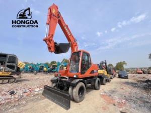 Prix bas utilisé Doosan Dh150w-7 roue mobile Type Doosan Dh150 chargeuse sur pneus mini pelle - Product Image 3