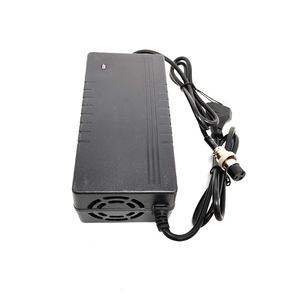 Cargador GX16 84V 2A 72V ZERO 11X <span class=keywords><strong>Kaabo</strong></span> <span class=keywords><strong>Wolf</strong></span> King <span class=keywords><strong>Wolf</strong></span> Warrior Dualtron Ultra2 Storm DTX2 E-scooter 72V Adaptador de cargador - Product Image 5