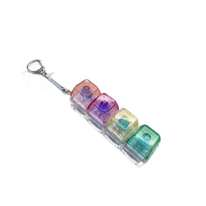 Cat Xiaoqi - Llavero con interruptor mecánico de 4 teclas, juguete de plástico para aliviar el estrés, para entusiastas de los teclados - Product Image 5