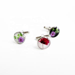 <span class=keywords><strong>Gemelos</strong></span> de flores prensadas secas reales para mujer, diseño único, resina transparente redonda personalizada, epoxi - Product Image 1