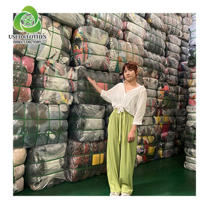 Pantalones cortos de mezclilla para mujer de talla grande usados y bata de noche precio bajo venta al por mayor bolsos de ropa Friperie directamente de la fuente - Product Image 1