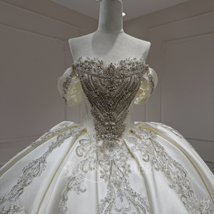 Robe de mariée de luxe Xx77 en satin scintillant avec broderie de paillettes Jancember - Product Image 1