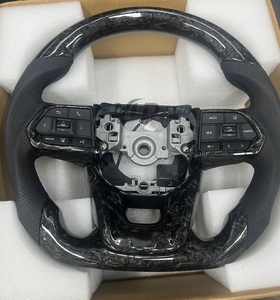 Volant YLD en promotion pour <span class=keywords><strong>Toyota</strong></span> LC300 Mark X Tacoma LC200 Hiace LC79 RAV4 N80 N70 Innova Axio Crown 4Runner Prius Prado - Product Image 3