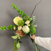 R-043 Buket Bunga Artifisial Campuran Dengan Protea Putih, Anthurium Kuning, dan Pompon Hijau untuk Dekorasi Bunga Acara Pernikahan