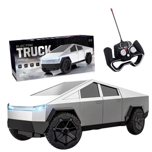 Modèle de camionnette de simulation télécommandée en métal RC 1/16 de haute qualité avec câble USB, véhicule de tourisme tout-terrain assemblé - Product Image 3